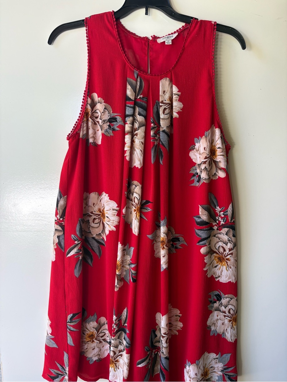 Umgee Bright Red Floral Lace-Edged Sleeveless dress